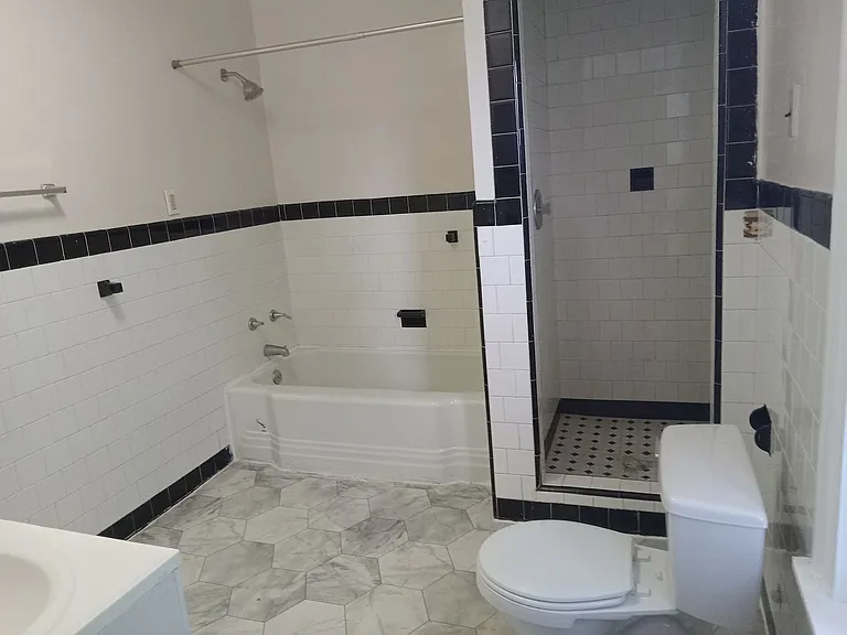 52 N Pearl St — Photo 10
