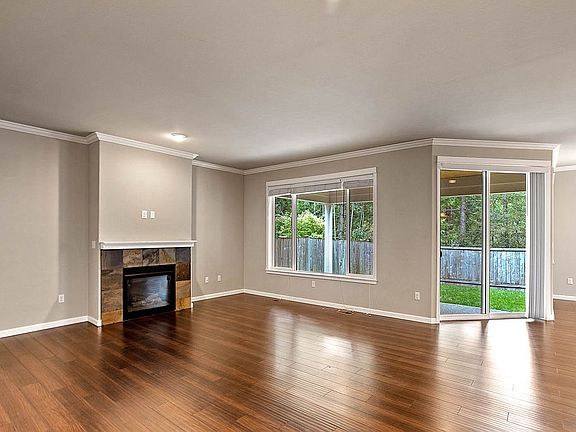 4th image of 19618 90th Avenue Ct E
