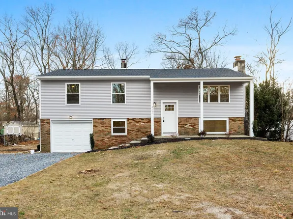 402 Louisiana Trl, Browns Mills, NJ 08015