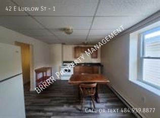 42 E Ludlow St APT 1, Summit Hill, PA 18250