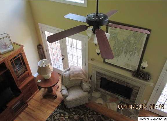 4th image of 240 Oaklyn Hills Dr