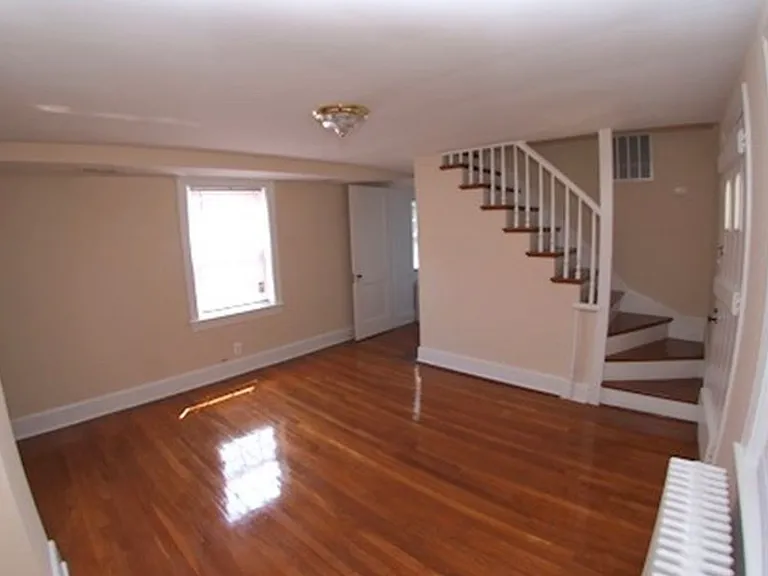 215 Culpeper St #A — Photo 5