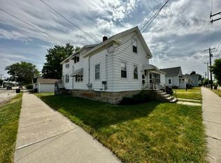 503 W 5th Ave, Oshkosh, WI 54902
