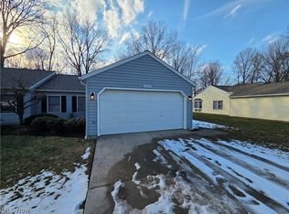 2232 Candlewood Dr, Avon, OH 44011