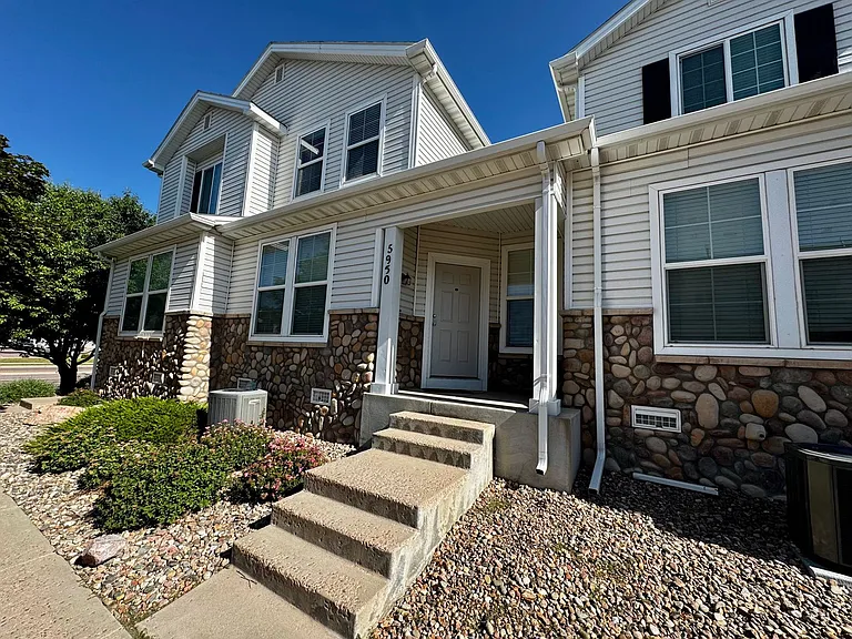 5950 Conductors Point — Photo 2