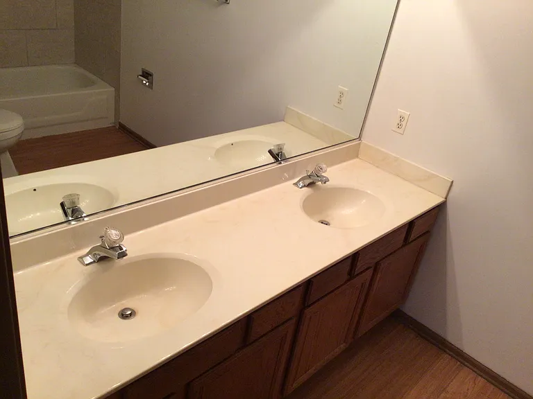 13843 S Petersburg Dr — Photo 20