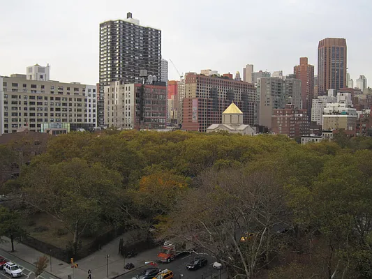 Sold by Noble Realty | media 14