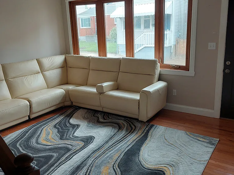 4790 Yew St — Photo 2