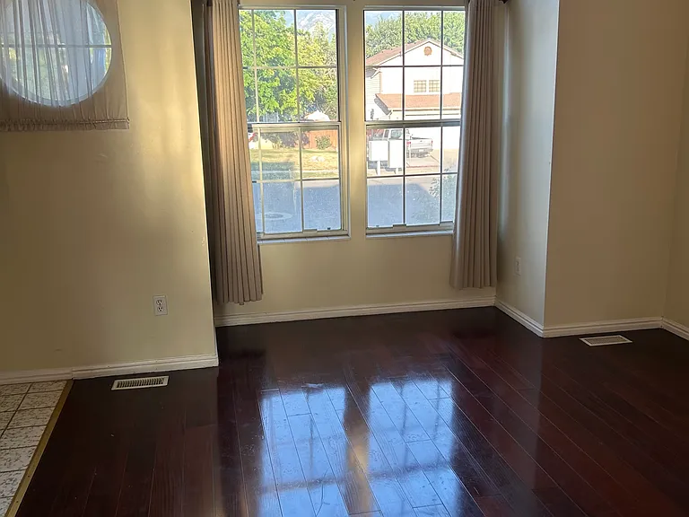 1177 N 150 W — Photo 16