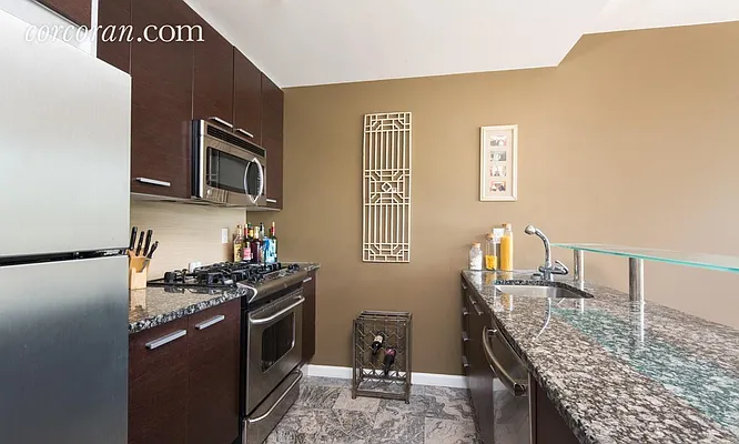Rented by Corcoran | media 31