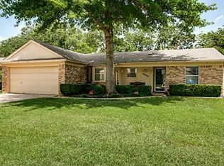 4009 Hideaway Dr, Arlington, TX 76017