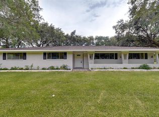 1501 E Texas Ave, Baytown, TX 77520