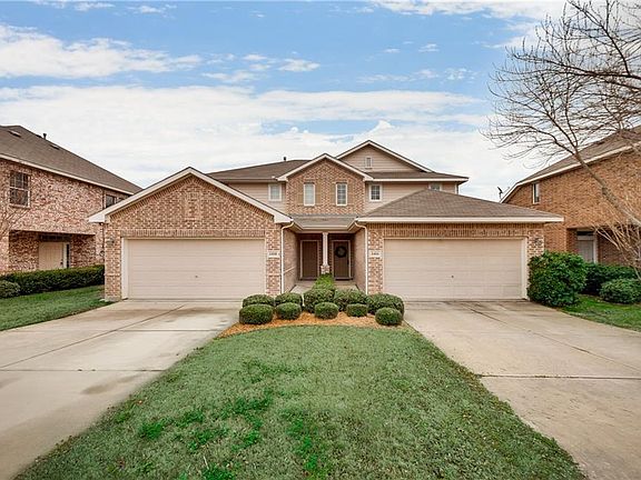 2nd image of 1416 Ravenwood Dr