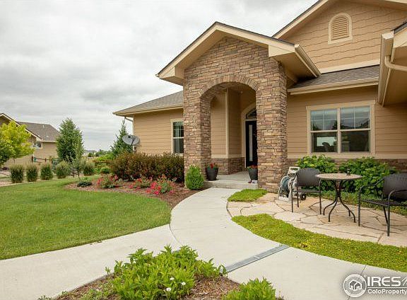 2nd image of 4992 Blackhawk Dr