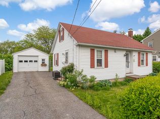 8 Porter St, Augusta, ME 04330