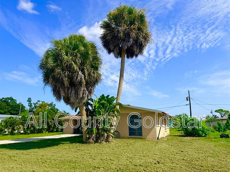 2 bed, 1.0 bath, 1056 sqft, $1,195 — Photo 2