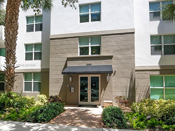 2nd image of 2401 NE 65th St APT 509