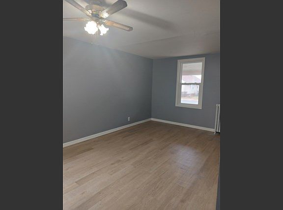 3rd image of 282 Bruce St