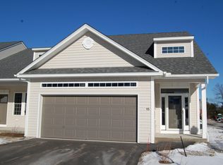 15 Chesterfield Ln UNIT 8A, Londonderry, NH 03053