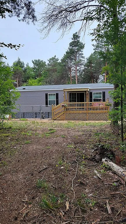 1112 Gitchegumee Dr photo 1