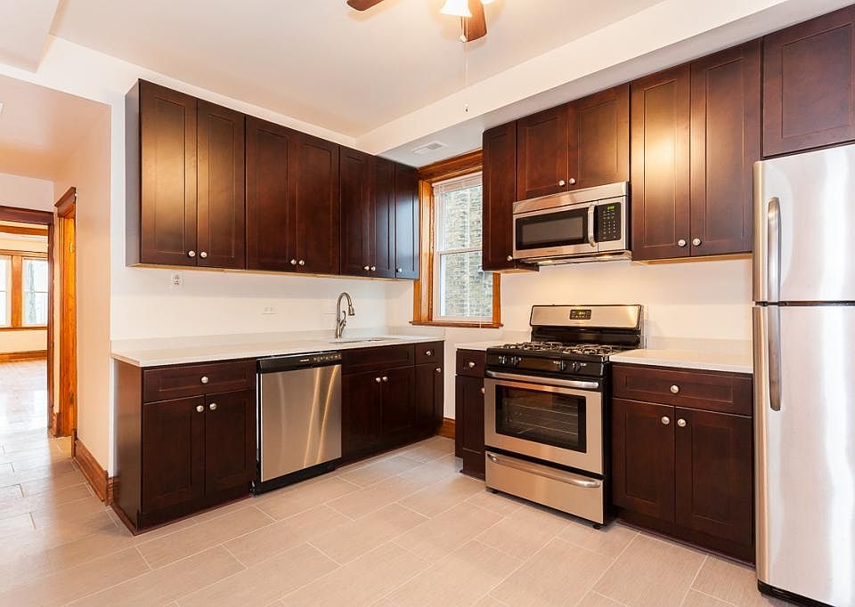 1st image of 3228 N Lawndale Ave #1