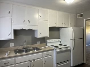 1007 Forest Ct APT 8, Kansas City, KS 66103
