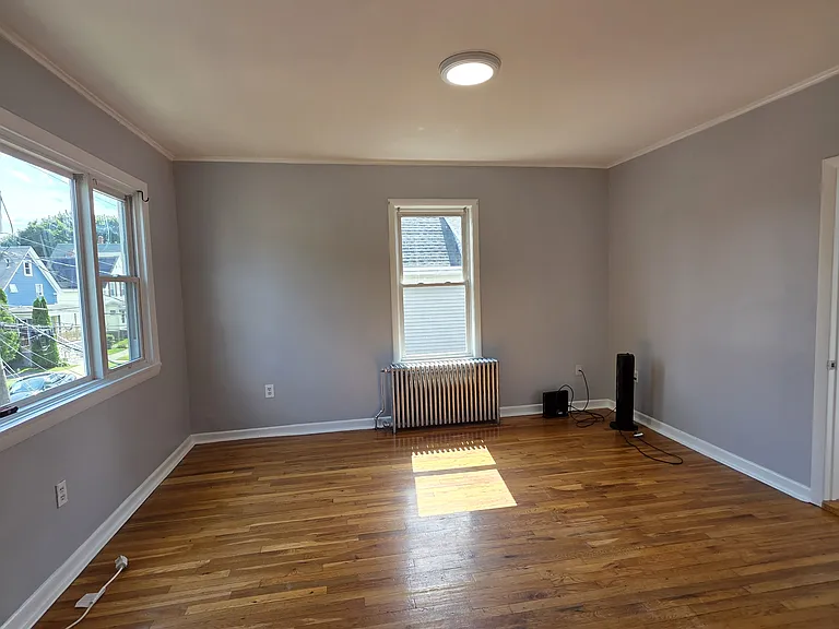 48 Archer St #2 — Photo 6