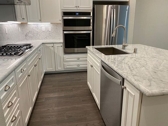 4th image of 114 Wallace Cir
