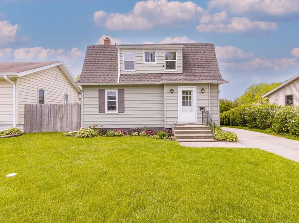 229 Manor Ave, Elkhart, IN 46516