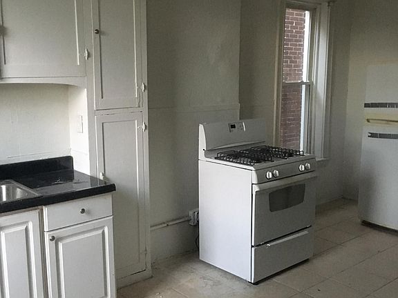 Spacious Kitchen