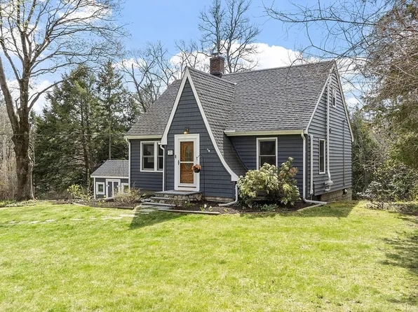 71 Tahattawan Rd, Littleton, MA 01460