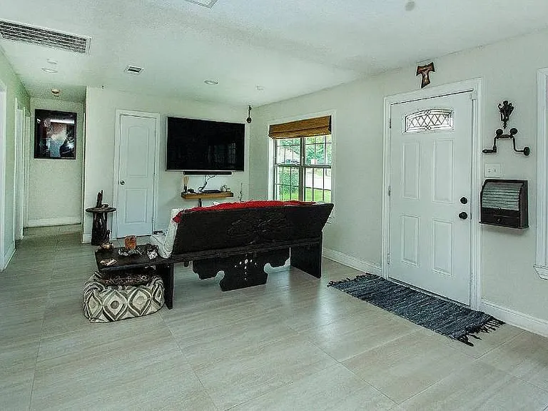 707 Sam Buffington — Photo 10