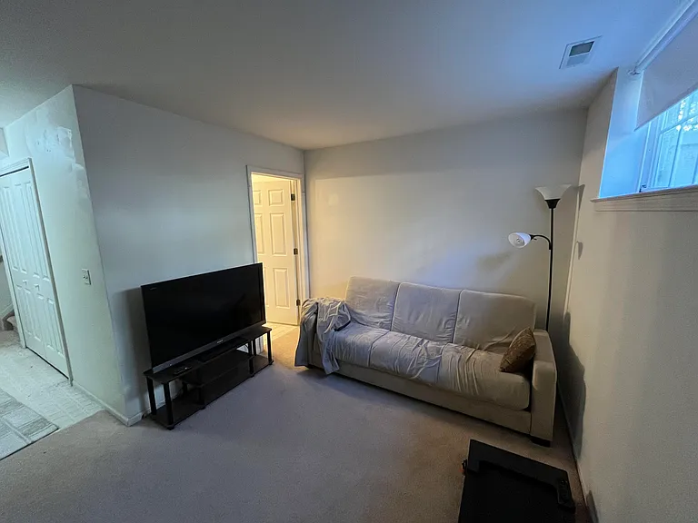 1021 Maiden Ln — Photo 22