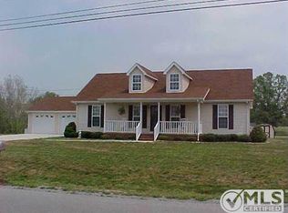 5 Ash Grove Rd, Fayetteville, TN 37334