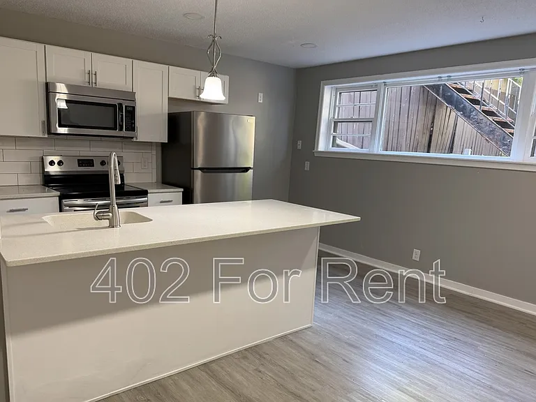 1010 S 29th St #7 — Photo 3