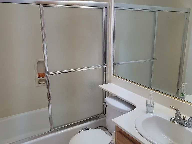 2131 Park Warren Ct — Photo 13