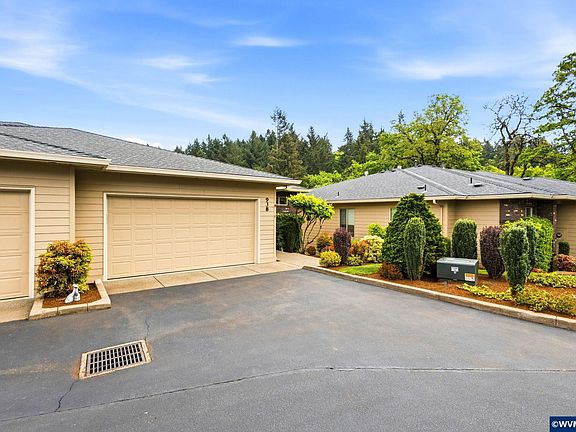 4th image of 938 Sahalee Ct