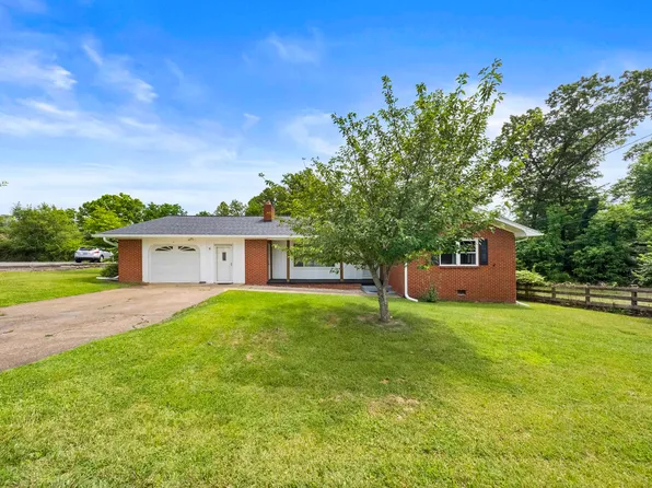 2933 Nolte St, Ashland, KY 41102