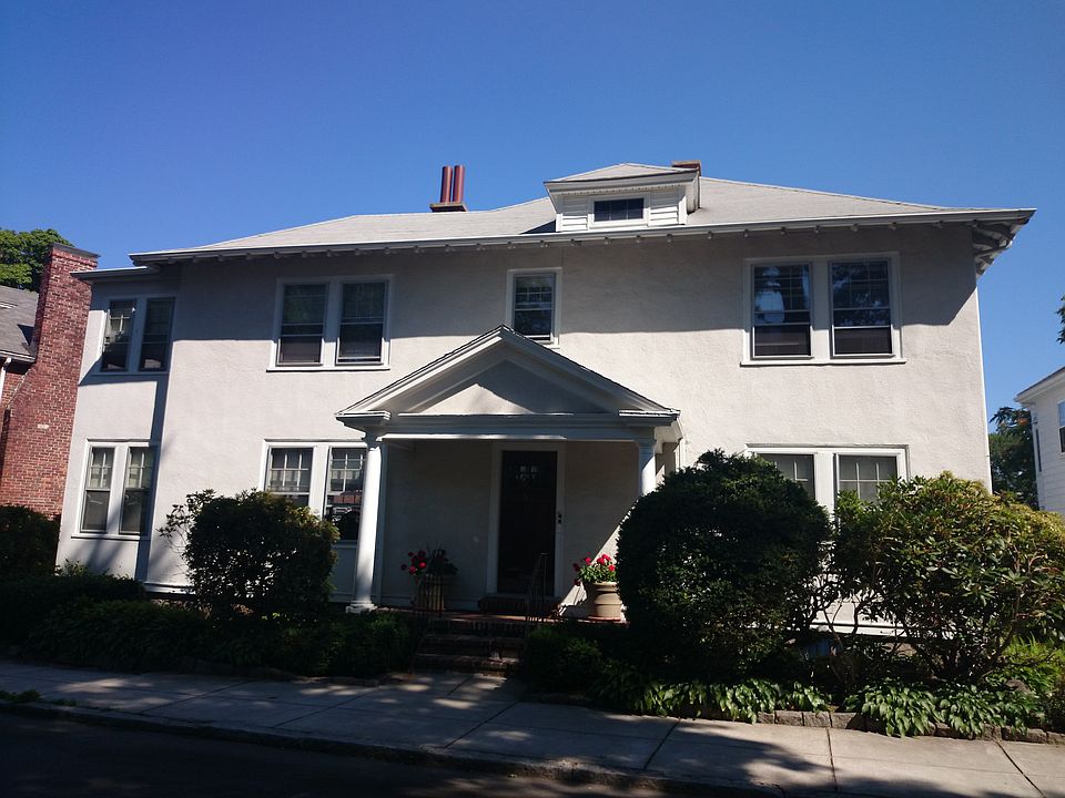 2nd image of 34 Radnor Rd
