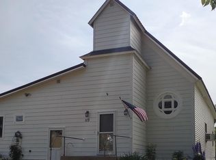 113 N 2nd St, Waubay, SD 57273