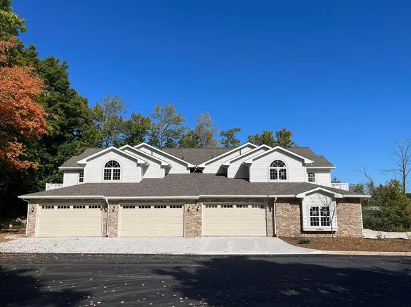 W141N9984 Seven Pines WAY #104D, Germantown, WI 53022