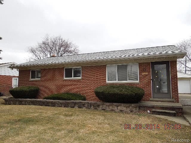 1st image of 14914 Maywood St