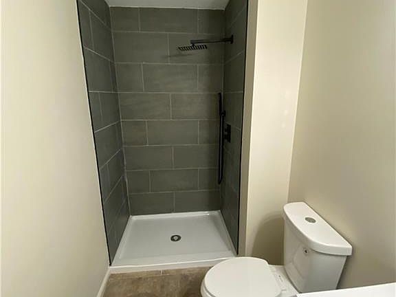 4th image of 7219 Rymeg St