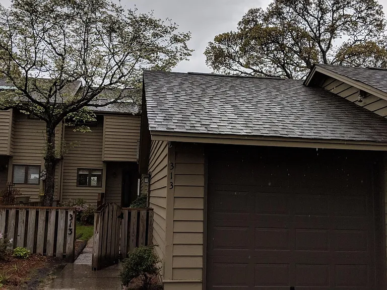 313 Sandpiper Ln — Photo 3