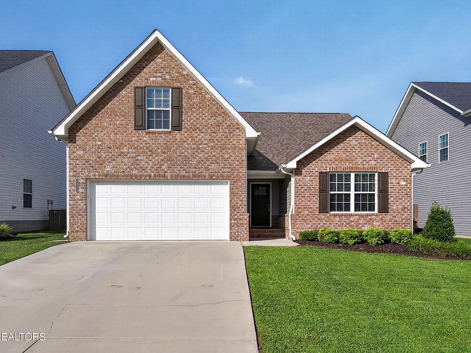 1st image of 4852 Stoneyhurst Ln