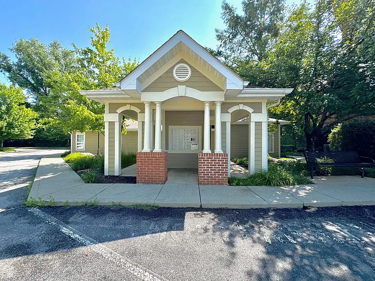 2638 McKnight Crossing Ct #2638 — Photo 29