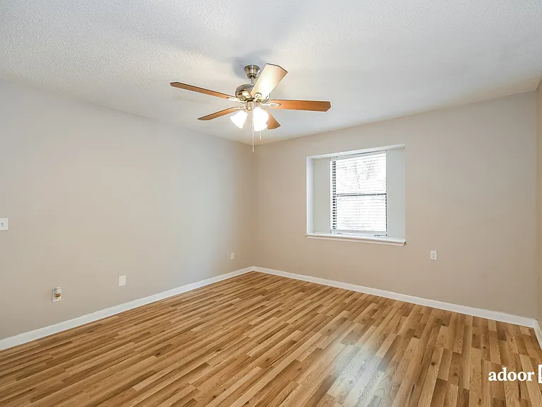7137 Eagles Perch Dr — Photo 11