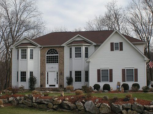 1st image of 12 Schindler Dr