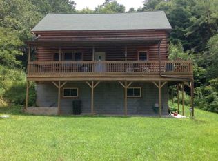 628 Roberts Rd, Laurel Springs, NC 28644