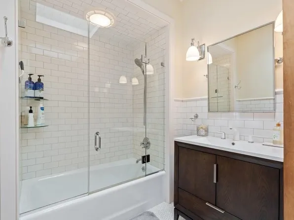 65 Van Reipen Avenue image 21 of 28